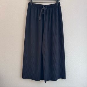 Stylish  Black Women's Trousers Size L